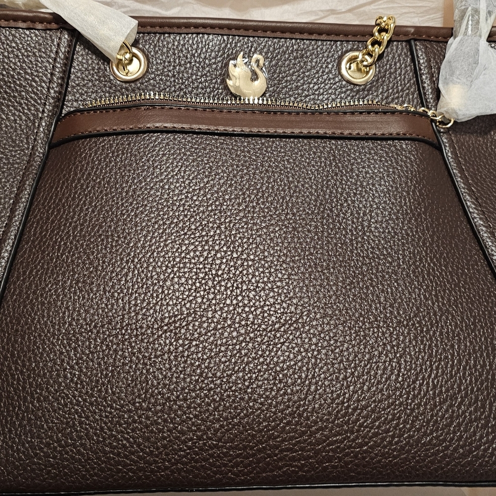 Gloria Vanderbilt Brown Leather Handbag. Brand New.